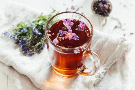 How to Cold Brew Herbal Teas: A Refreshing Guide